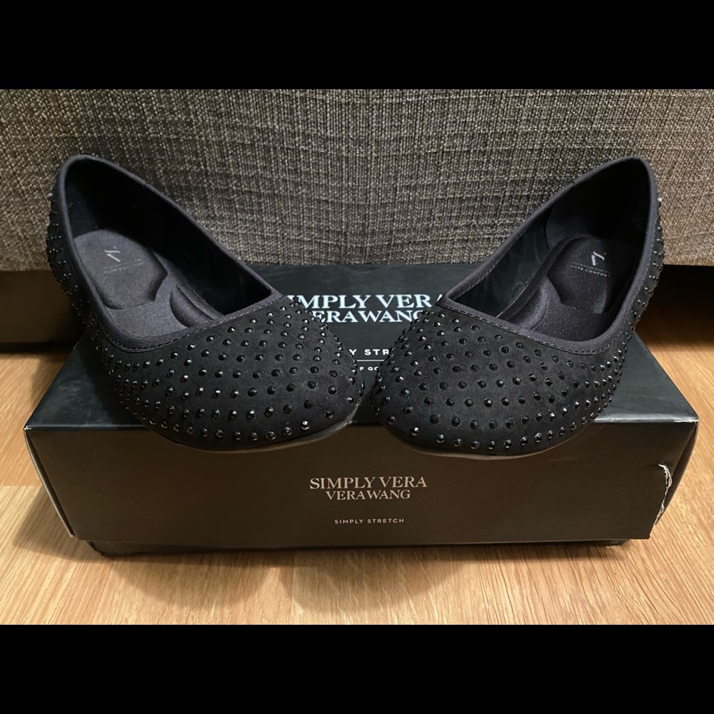 SIMPLY VERA WANG ELENA SHOES (7) NEW